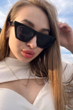 Эмилия, 18 лет